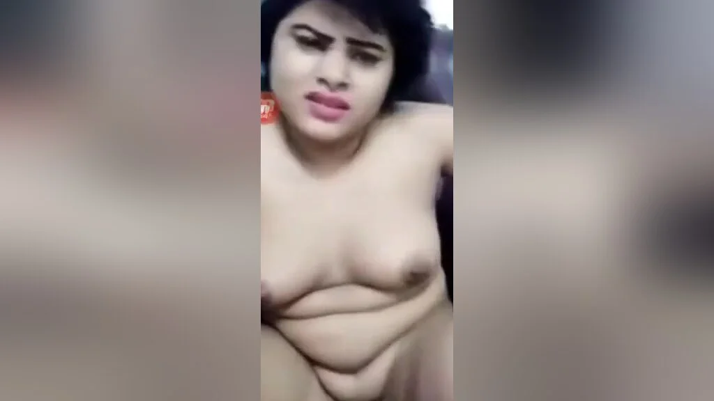 Sexy Bangla Girl Shows Her Boobs And Pussy