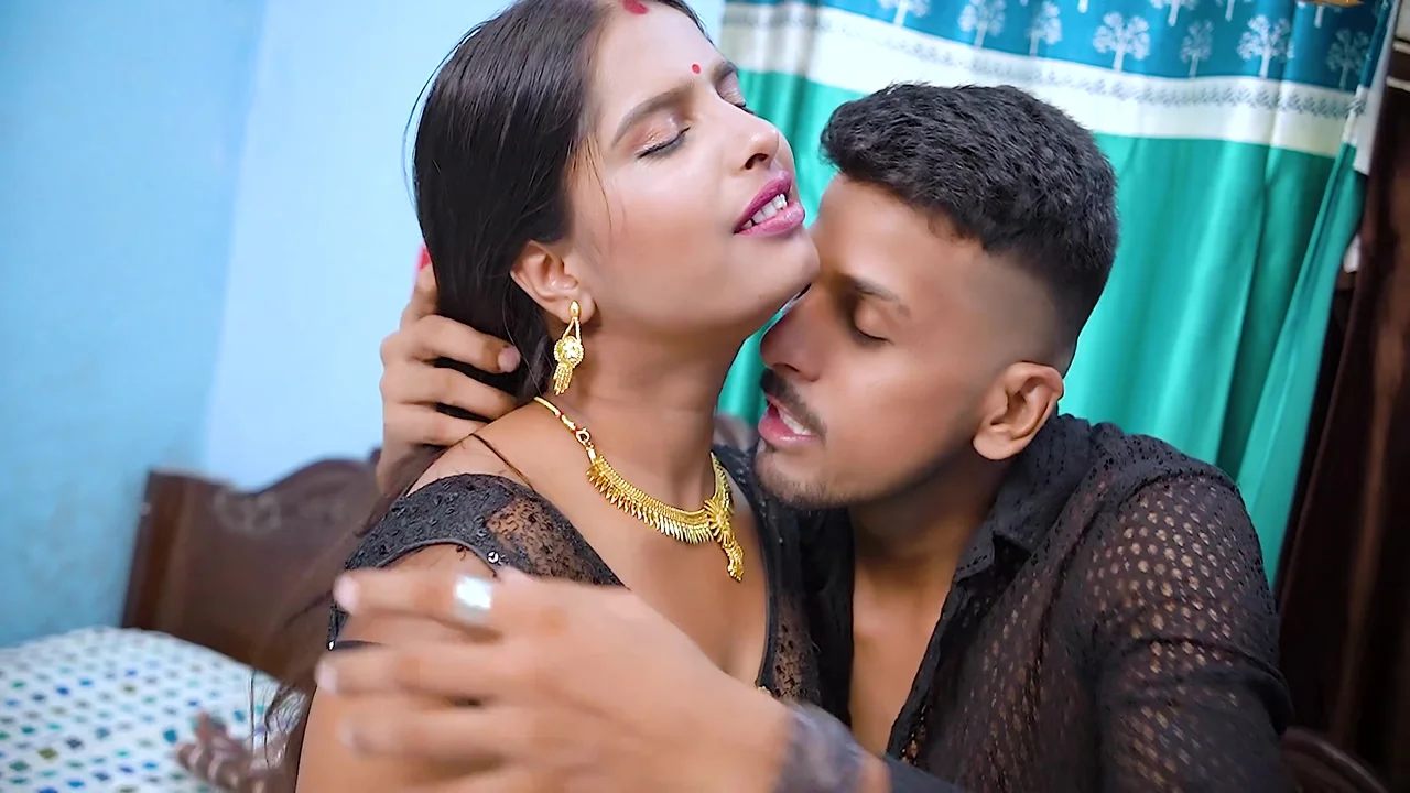 Desi New House Wife Hardcore Rough Sex With Her Debar Full Movie