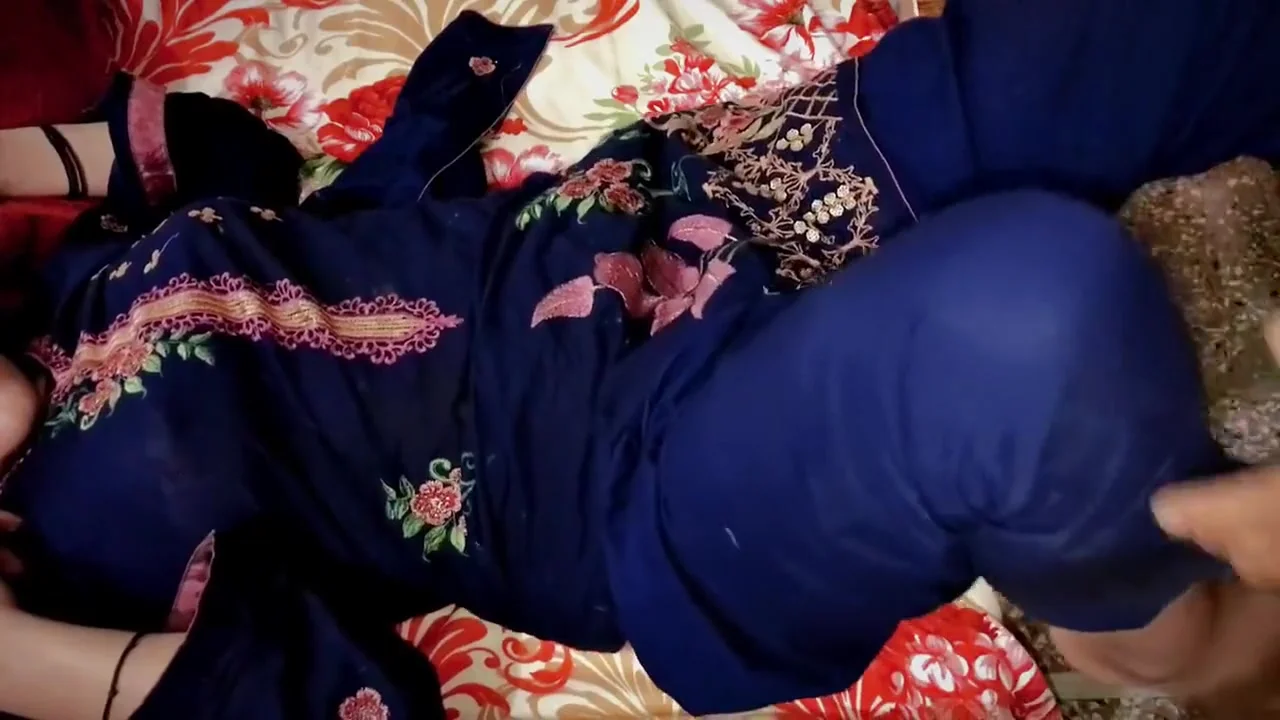 Desi Bhabhi Fucked By Her Dever While Playing The Game,dever Ke To Maze Hein Itni Hot Bhabhi Ho To S