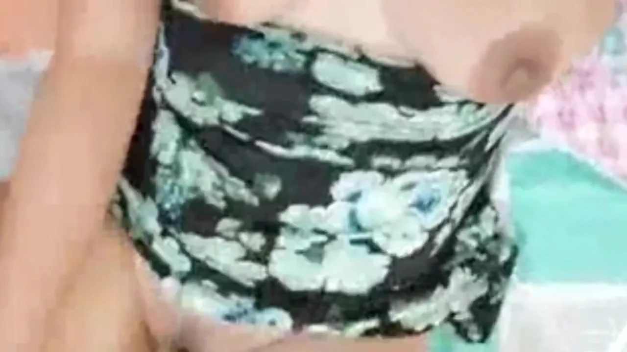 18 Years In Desi Hot Pakistan Girl Fingring