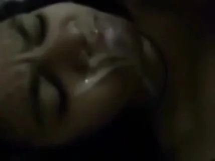 Desi Blowjob An Cumshot In Slowmo