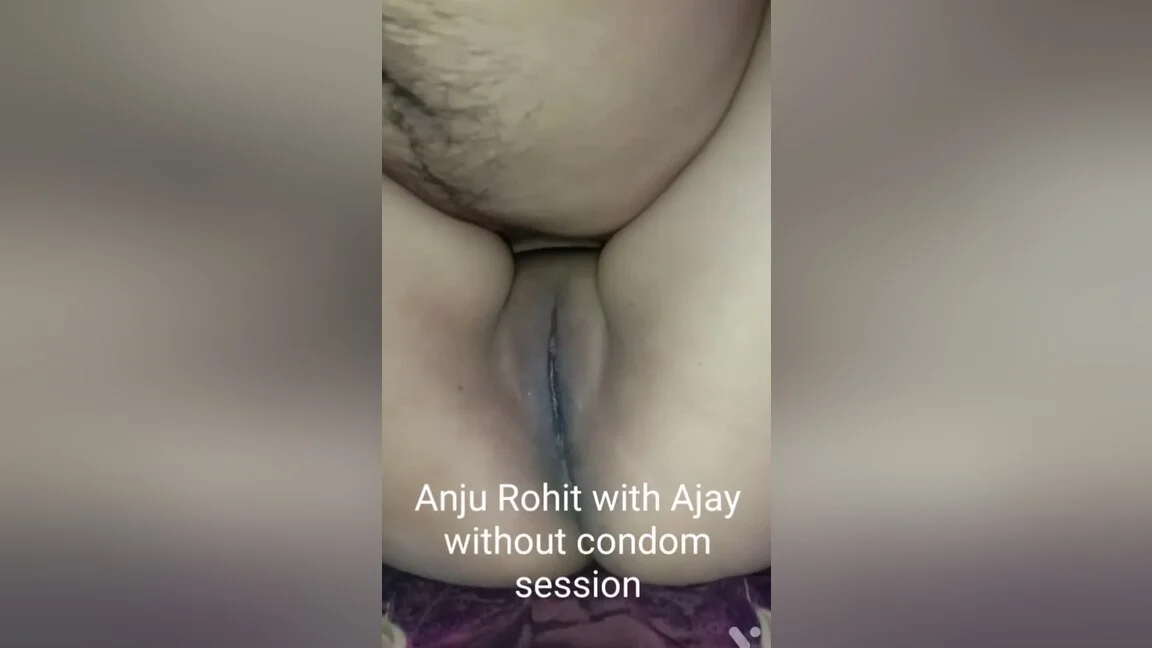 Your Nisha Bhabhi In Mere Husband Ne Mere Boyfriend Ka Lund Apne Hatho Say Meri Chut Mei Dala Without Condom