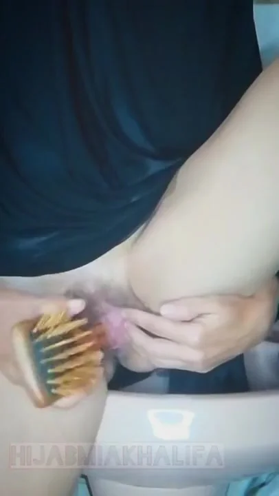 My Pakistani Step Sister Masturbated With A Hair Brush, Caught And Got Creampie Fuck