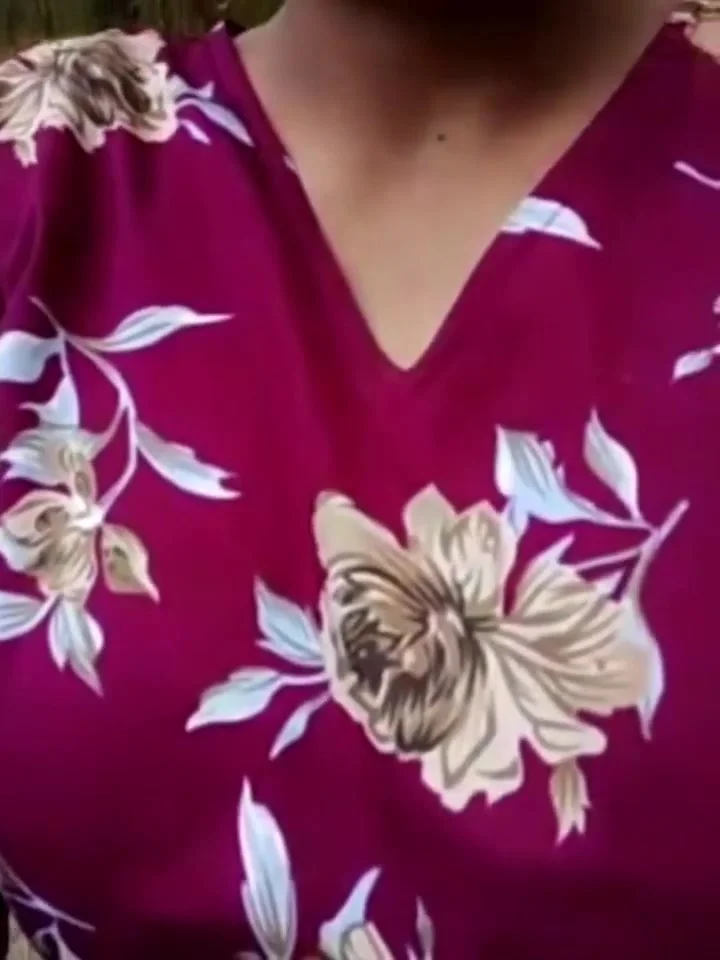 Sexy Girl Outdoor Park Boobs Press Flash