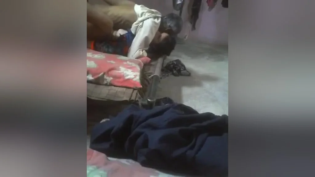 Today Exclusive- Sasur Ne Ki Zabardasti Bahu Ki Chudai 2