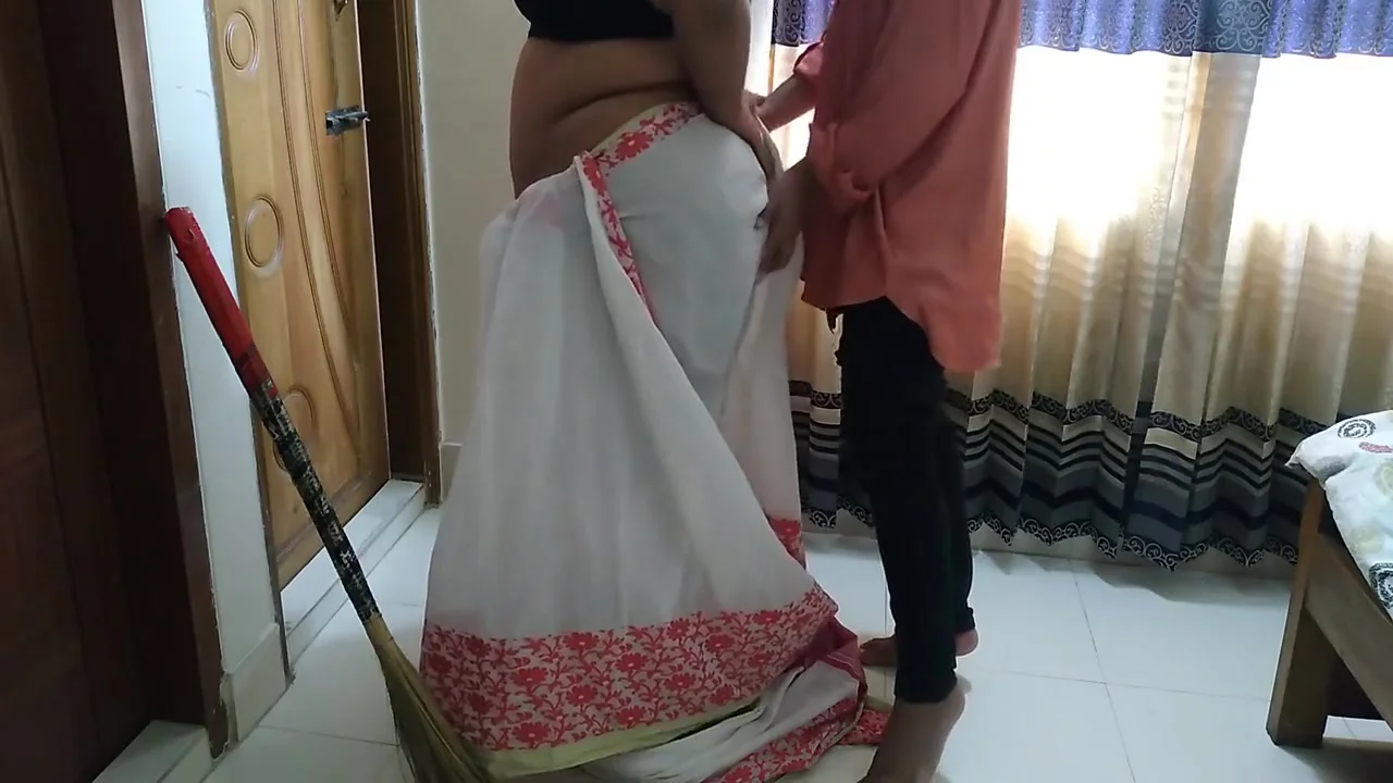 Desi Saas Ko Mast Chudai Damad - Fuck Indian While Sweeping House (priya Chatterjee) Hindi Clear Audio