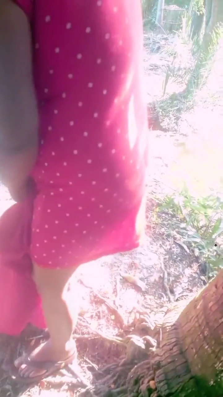 Naibroat Bhabhi Cjance His Dress Side The Pond