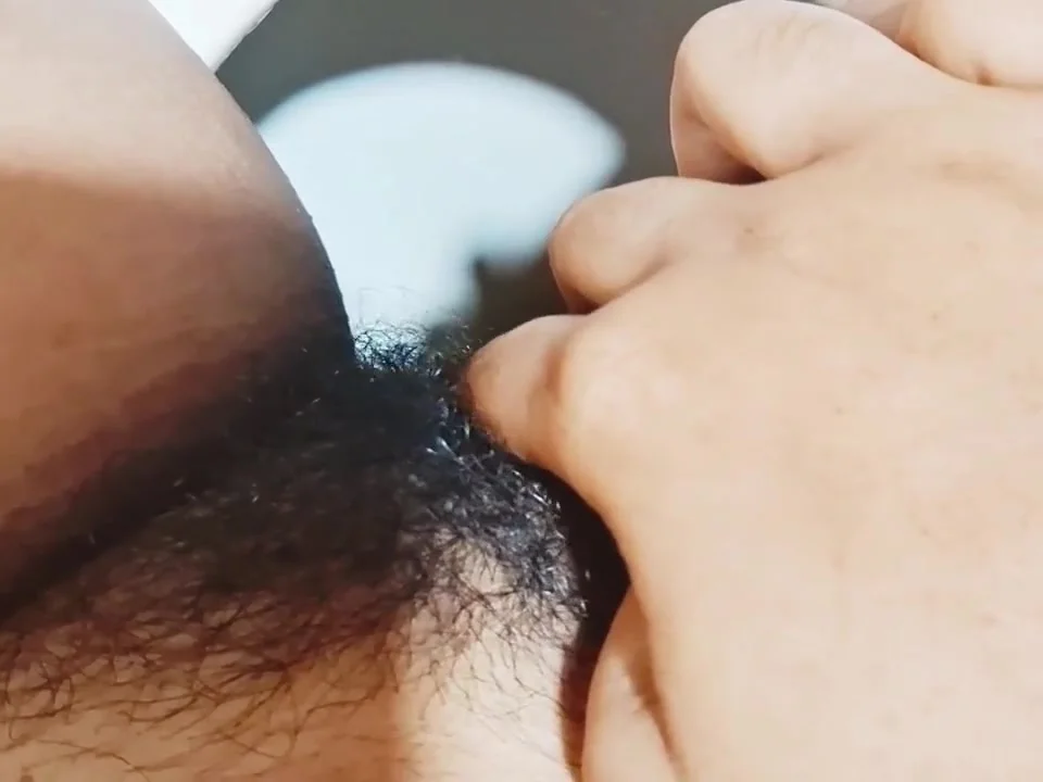 Pussy Fingering By House Owner In Bathroom To Maid Then Rubbing With Water