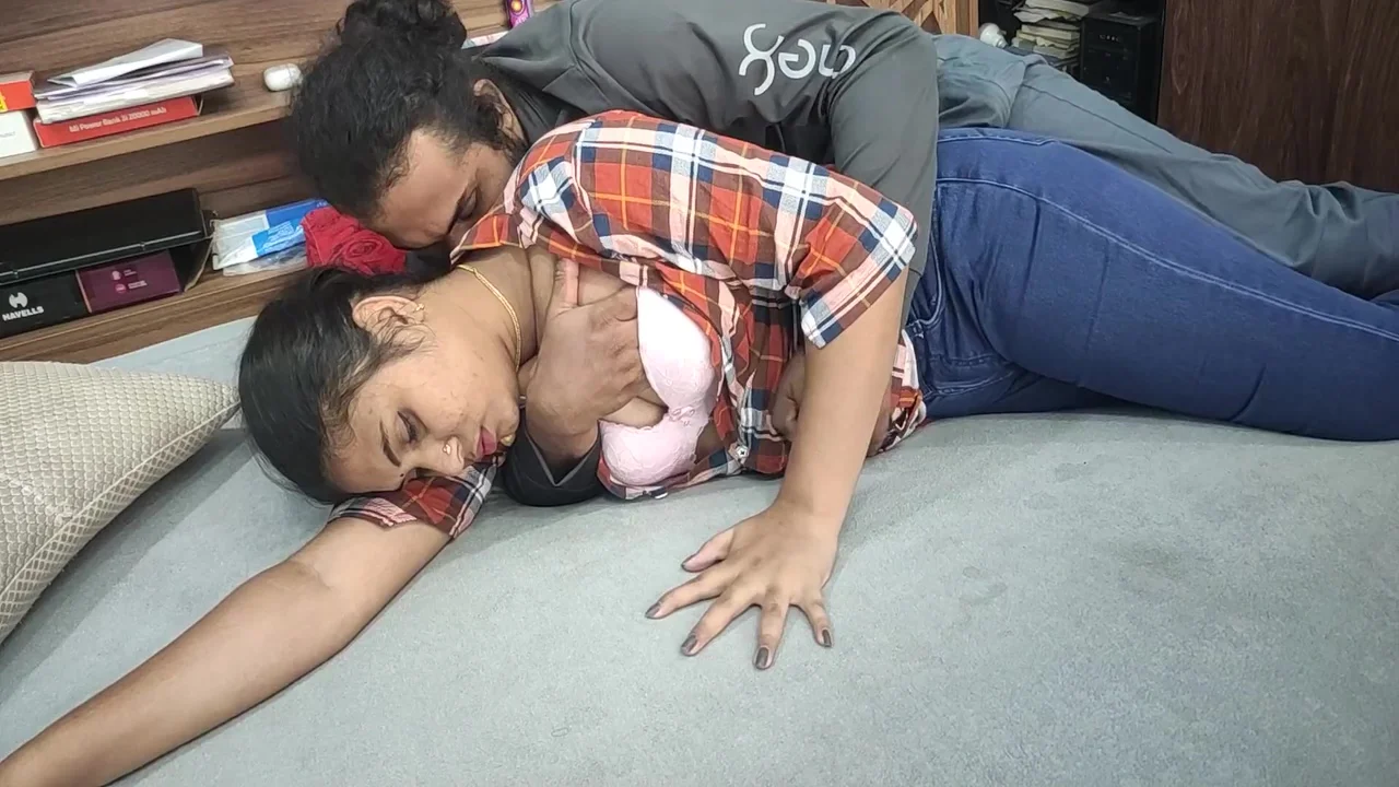 Mallu Couple Hot Boobs Suck Romance, Indian Couple Boobs Suck, Mallu Wife Hot Boobs Suck Romance, Indian Husband And Wife Fun