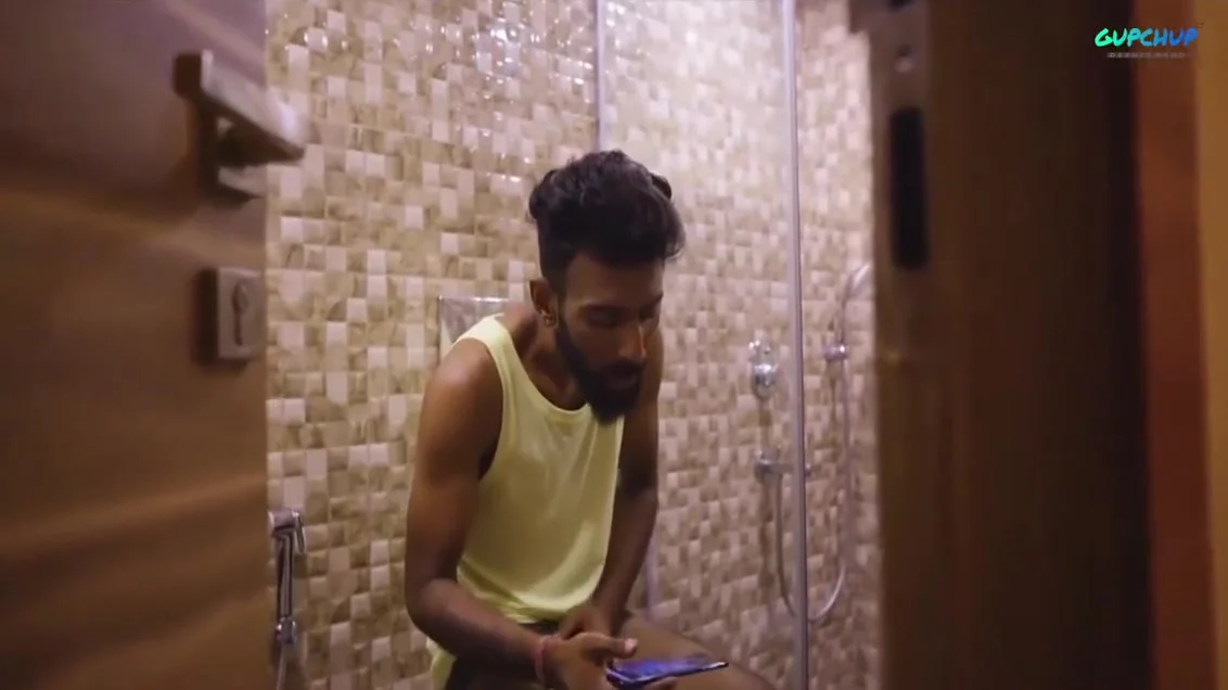 First On Net- Sexy Pakhi