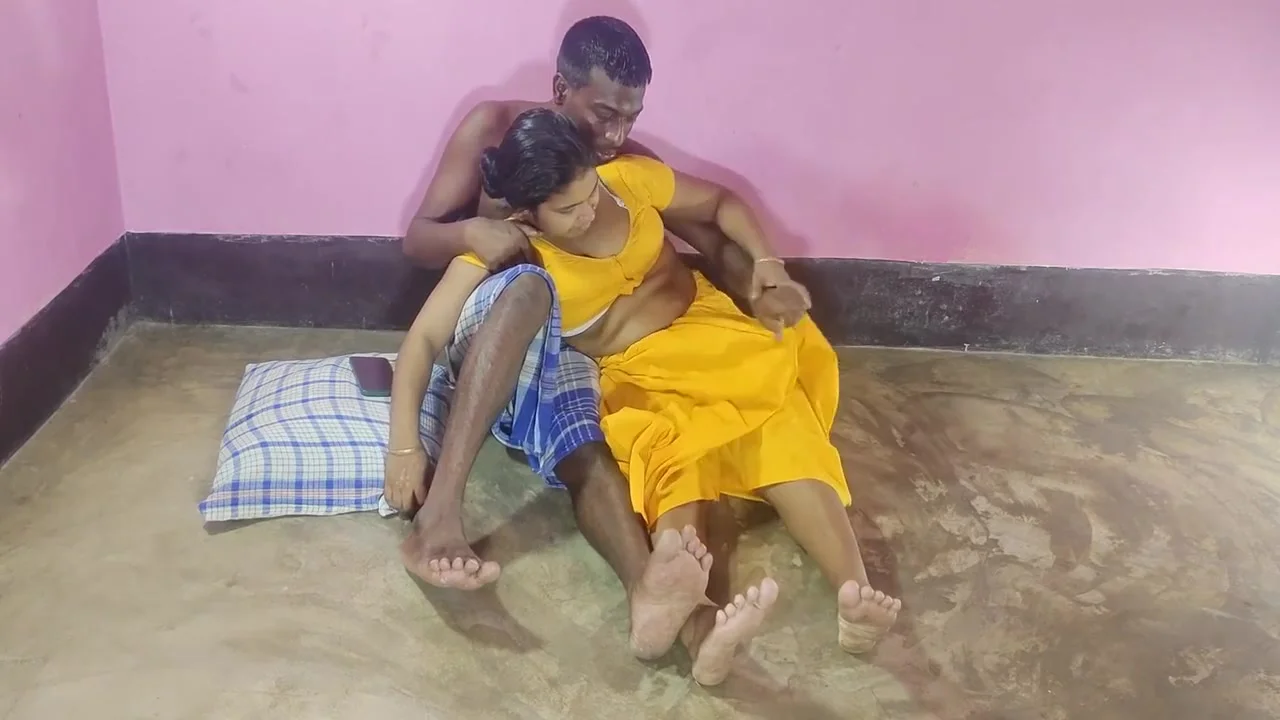 Local Deshi Bhabhi Sex With Outhers Man