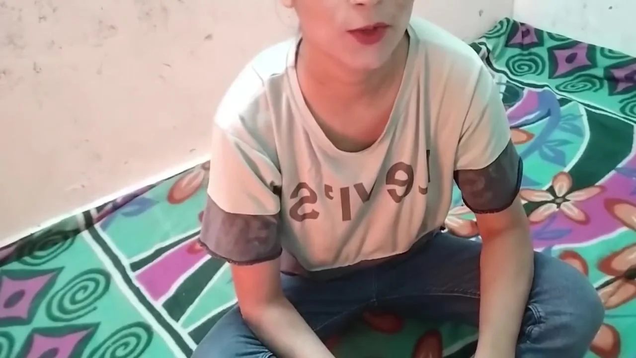 Padosan Ko Saaman Dene Ke Baad Chod Diya