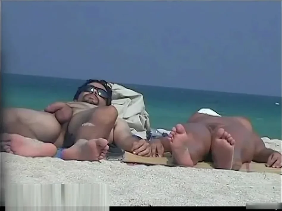 candid beach crotch shot puffy pussy spy shot