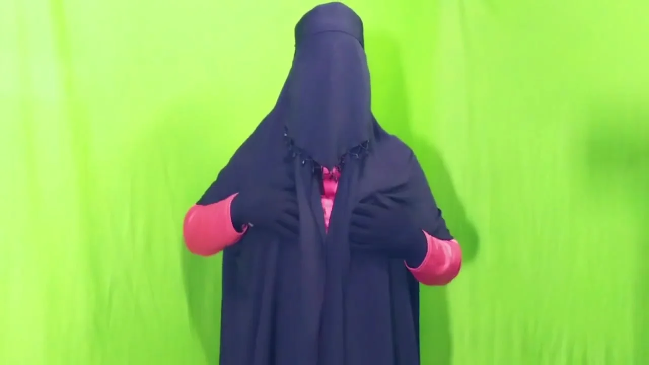 Stepfather-in-low Fucking Hard Younger Stepson,s Wife Tight Pussy Sex In Room