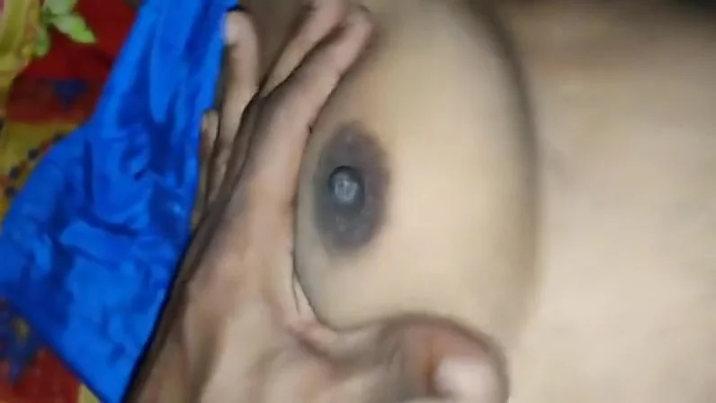 Desi Bhabhi Ki Ghar Par Chudai . All The Cum Was Spilled Out Of Her Pussy