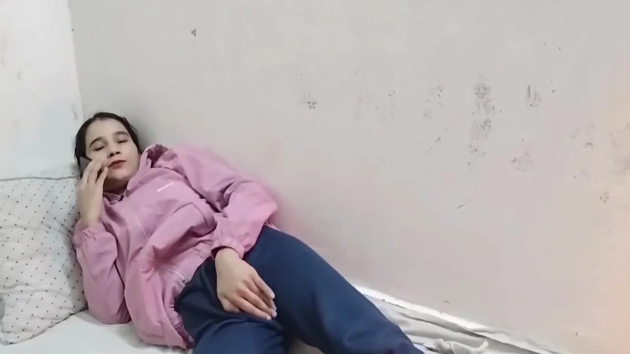 Soyi Hui Little Stepsister Ko Jabar Dasti Pela