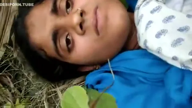 Dehati Girl Fucked By Bf On Fields