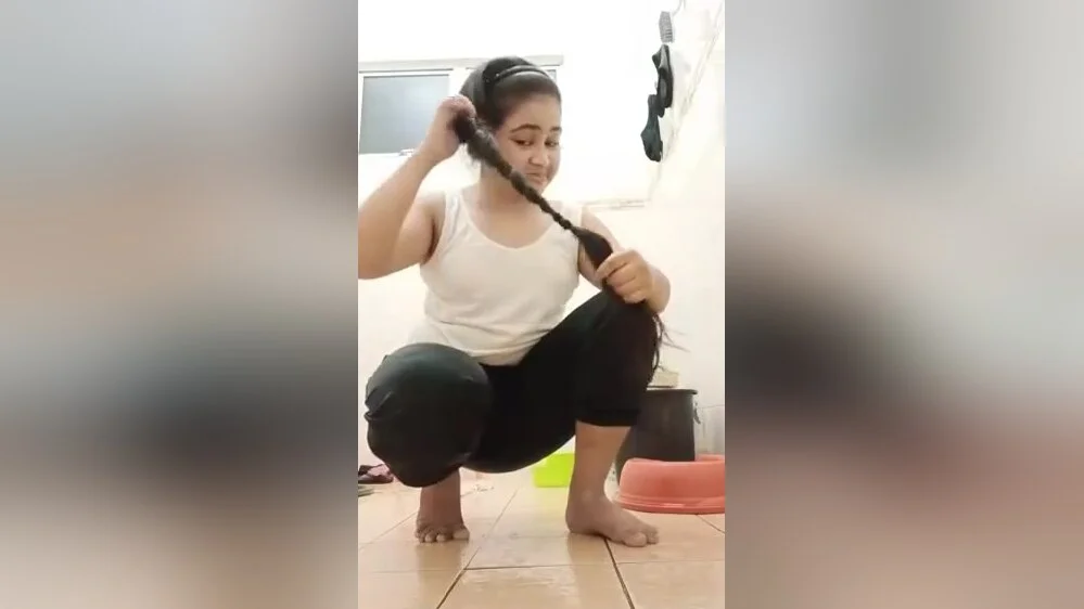 Today Exclusive-sexy Paki Girl Record Her Nude Video