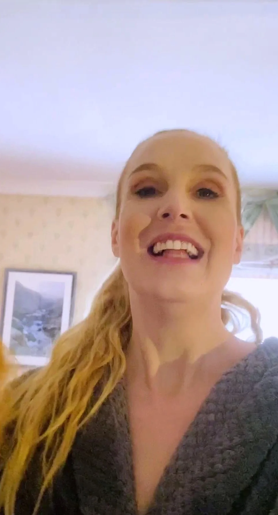 Anal fucking a redheaded amateur slutty MILF in the barn