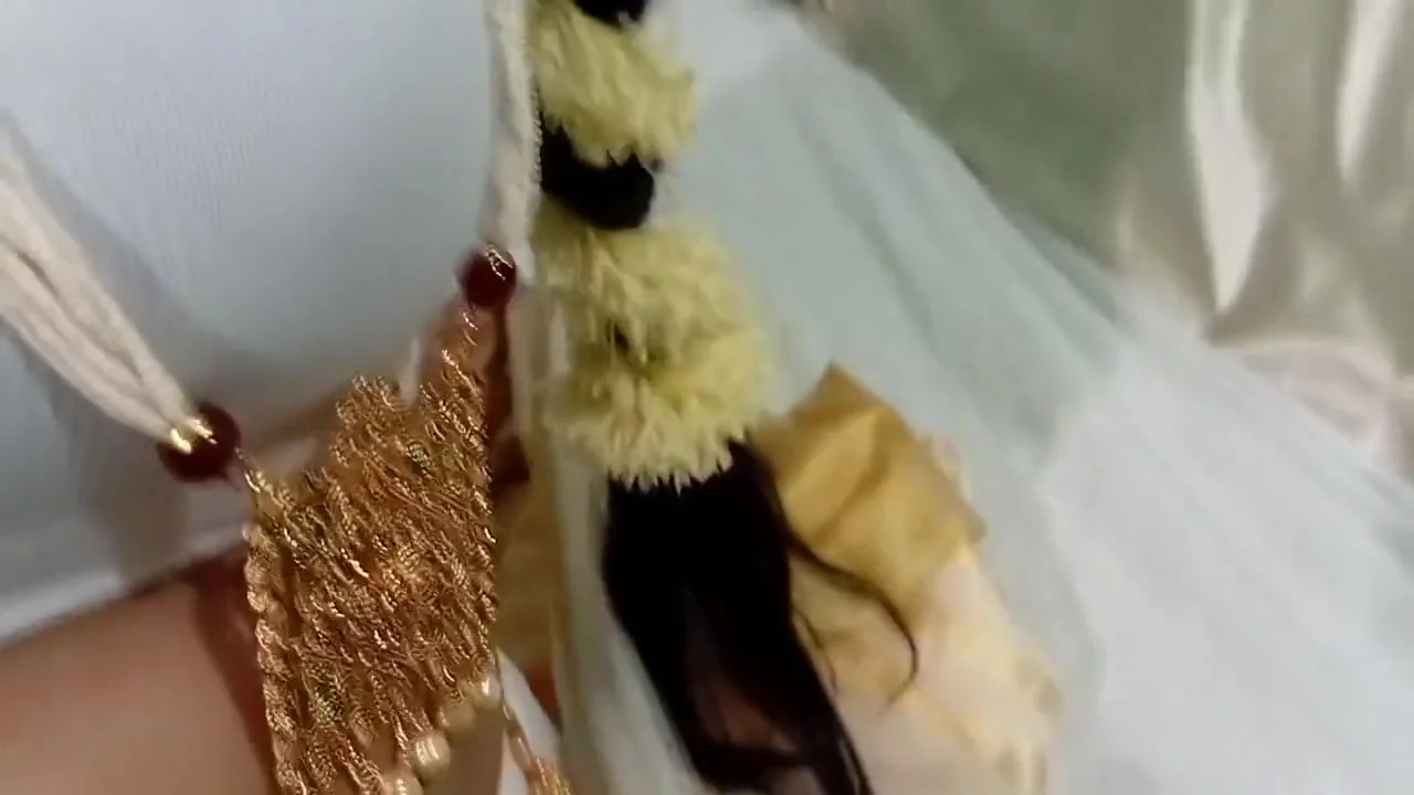 Tamil Bhabhis Pussy Fucked In White Saree