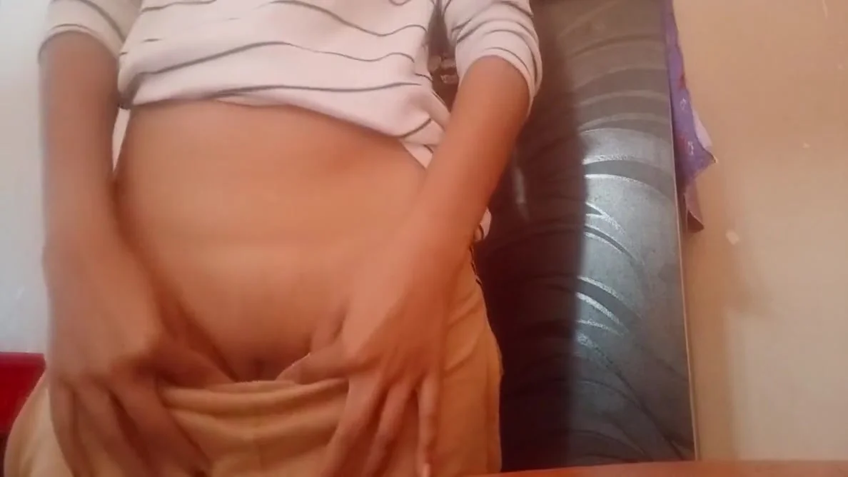 Indian Mms - Indian Female Orgasm At Morning Time