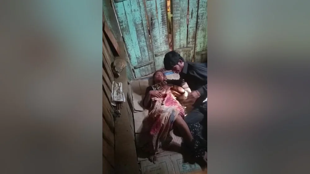 Today Exclusive-village Lover Fucking Caught