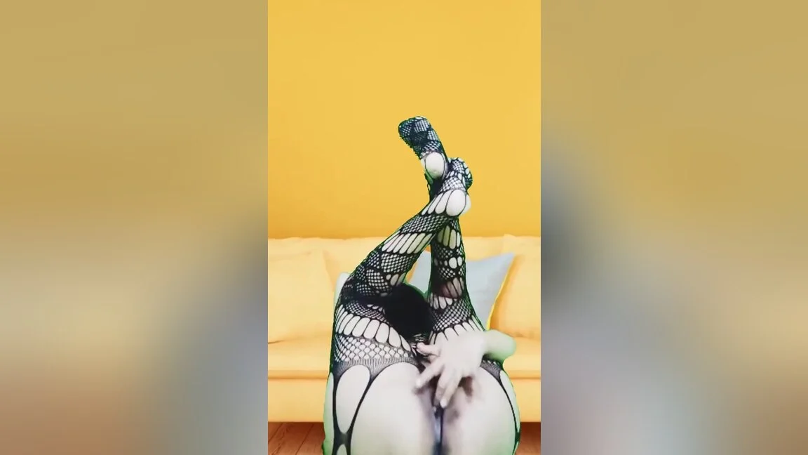 Lebanon Hijab Girl Desi Sexy Showing Big Boobs