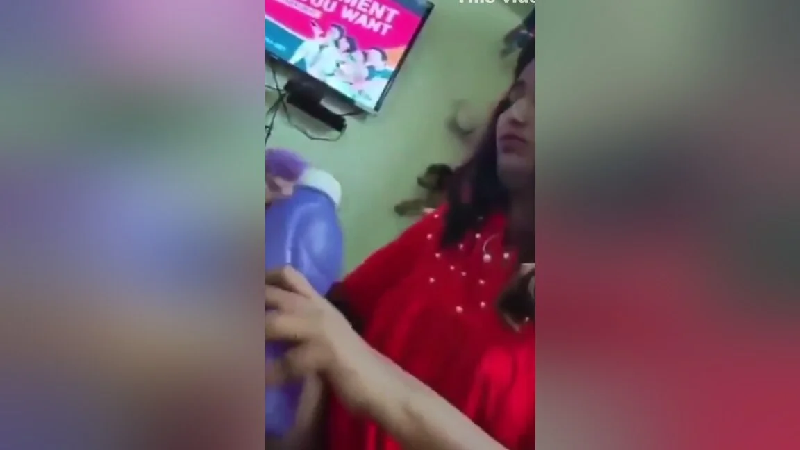 Swathi Naidu In ලංකාවම කැලබූ දෙමල බැල්ලිගේ අම්මට හිකිල්ල Fucking