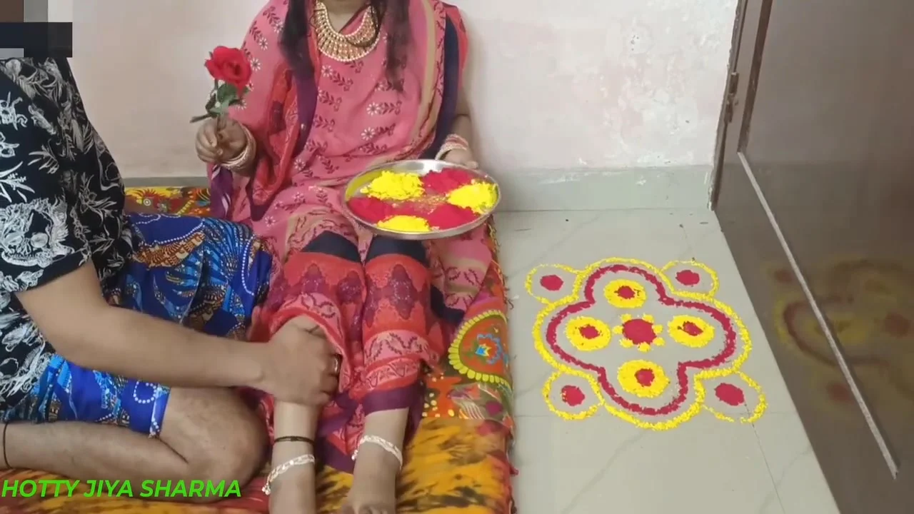 Desi Priya Ki Desi Chudai First Holi