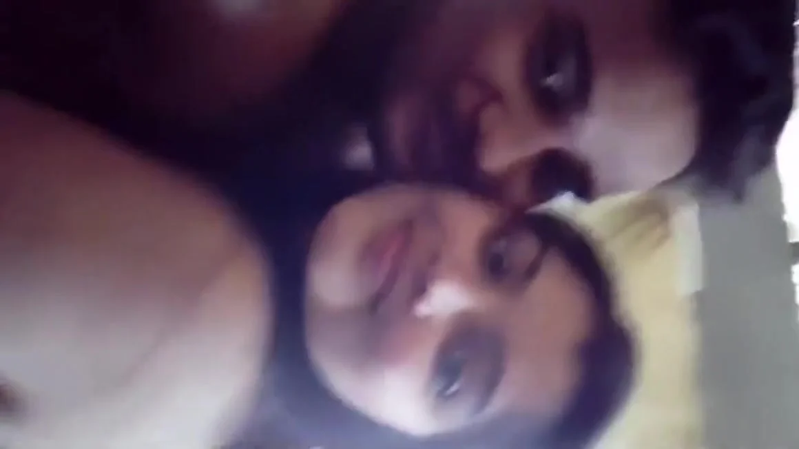 Bangladeshi Couple Hot Romance And Fuck