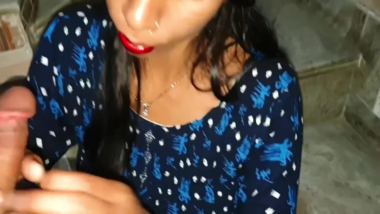 Land At The Mouth Of Bhabhi In An Extraordinary Way