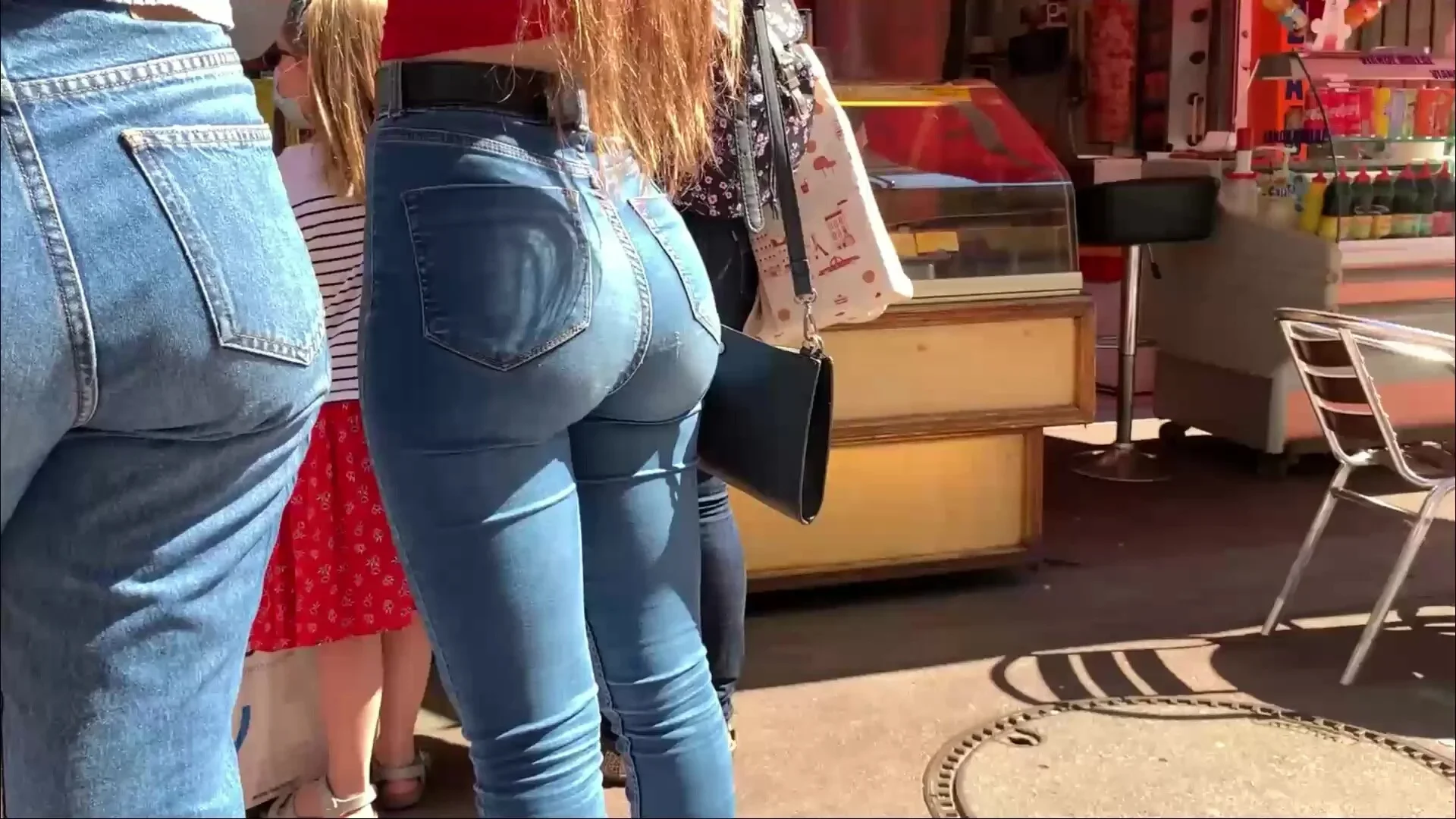 Bubble Butt amazing ass Tight Jeans