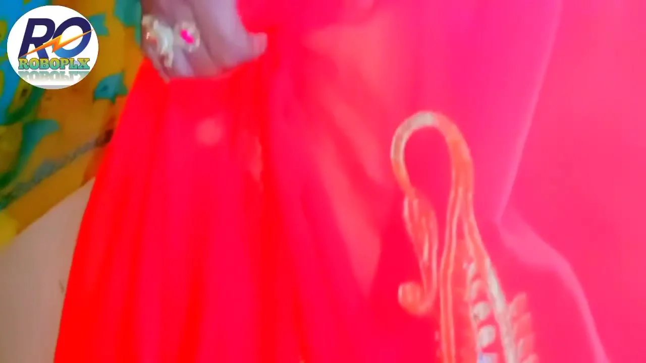 Indian Hauswaif Ne Red Saree Show And Chudai