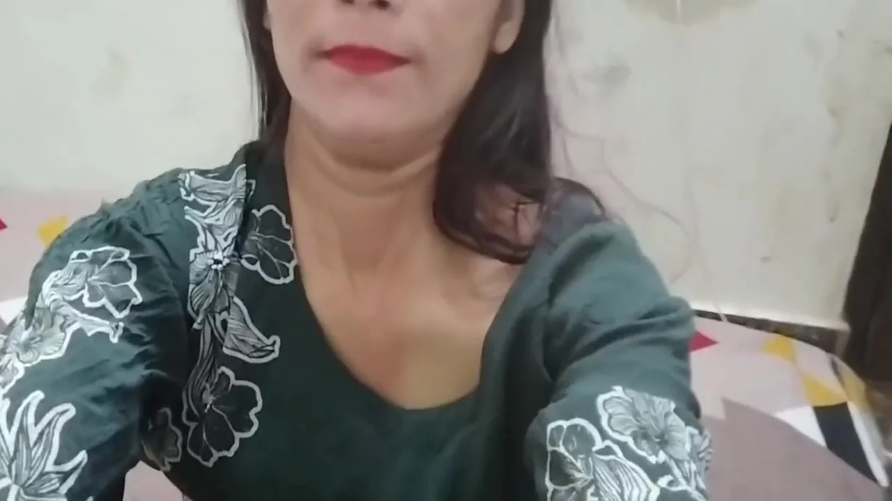 Cute Stepdaughter Ko School Me Band Kar Ke Pel Diya