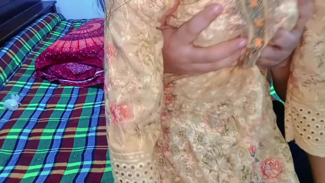 The Landlord Fucked The Beautiful Tenant With Hindi Sex