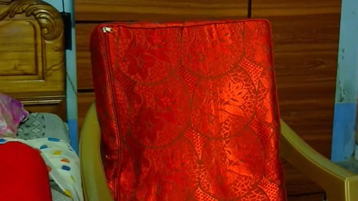 Indian Wife Sonia In Shalwar Suir Strips Naked Hardcore Xxx Fuck