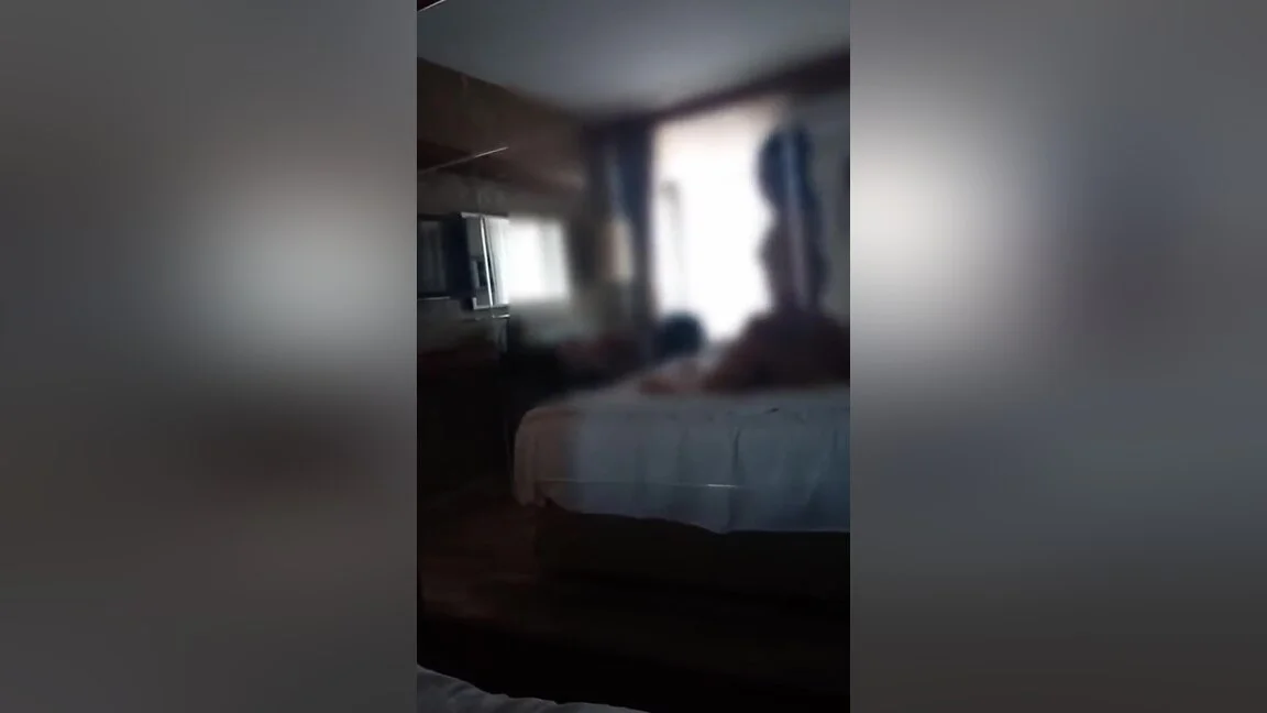 Married Woman Cheats On Her Husband In The Hotel
