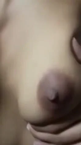 Desi Punjabi Girl Exposing Her Wet Nude Body On Cam