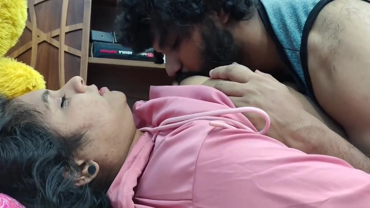 Hot Bedroom Night Dress Romantic Hot Fuck By Kerala Mallu Couples