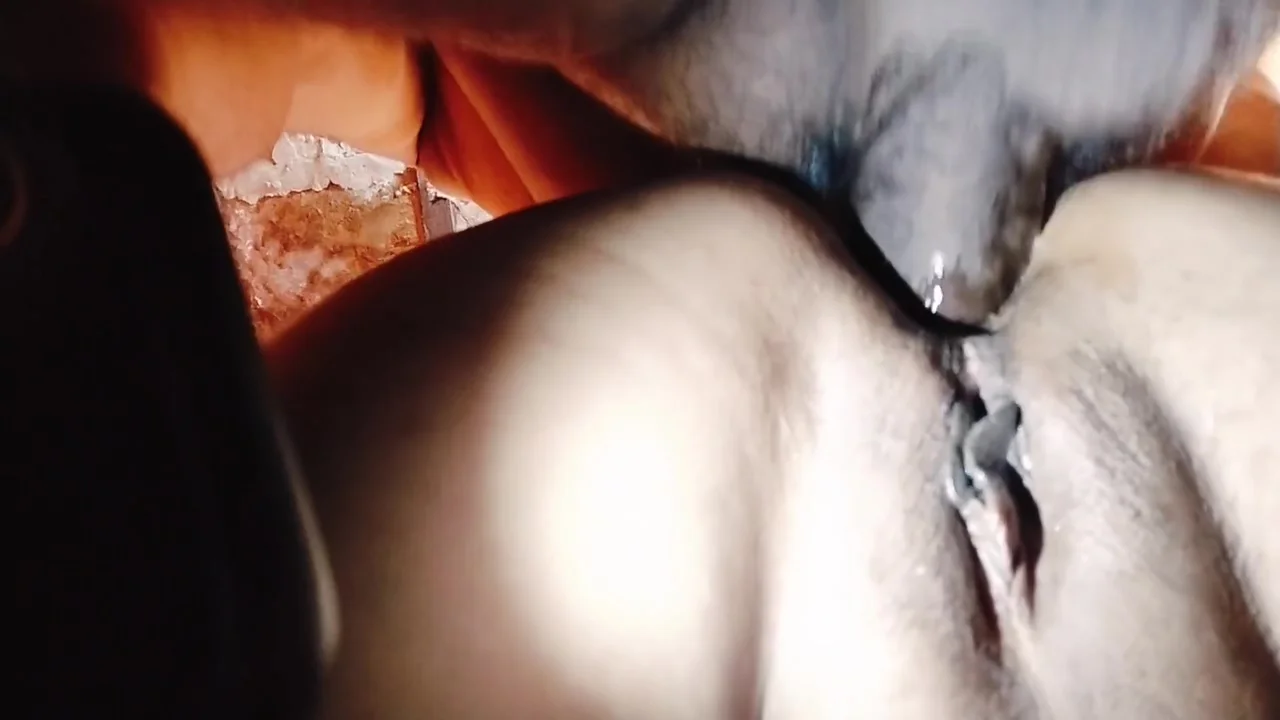 Bhabhi Ko Gand Marwana Ka Mann Keya To Madhu Ki Gand Me Pura Lund Dal Deya