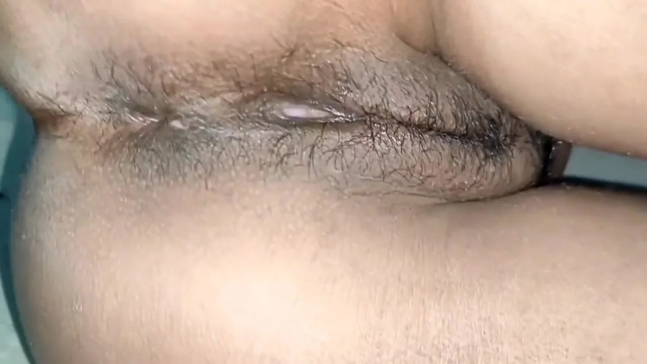 Huge Boobs And Pat A - Indian Desi Bhabhi Ne Kirayedar Ko Ke Chudwaya