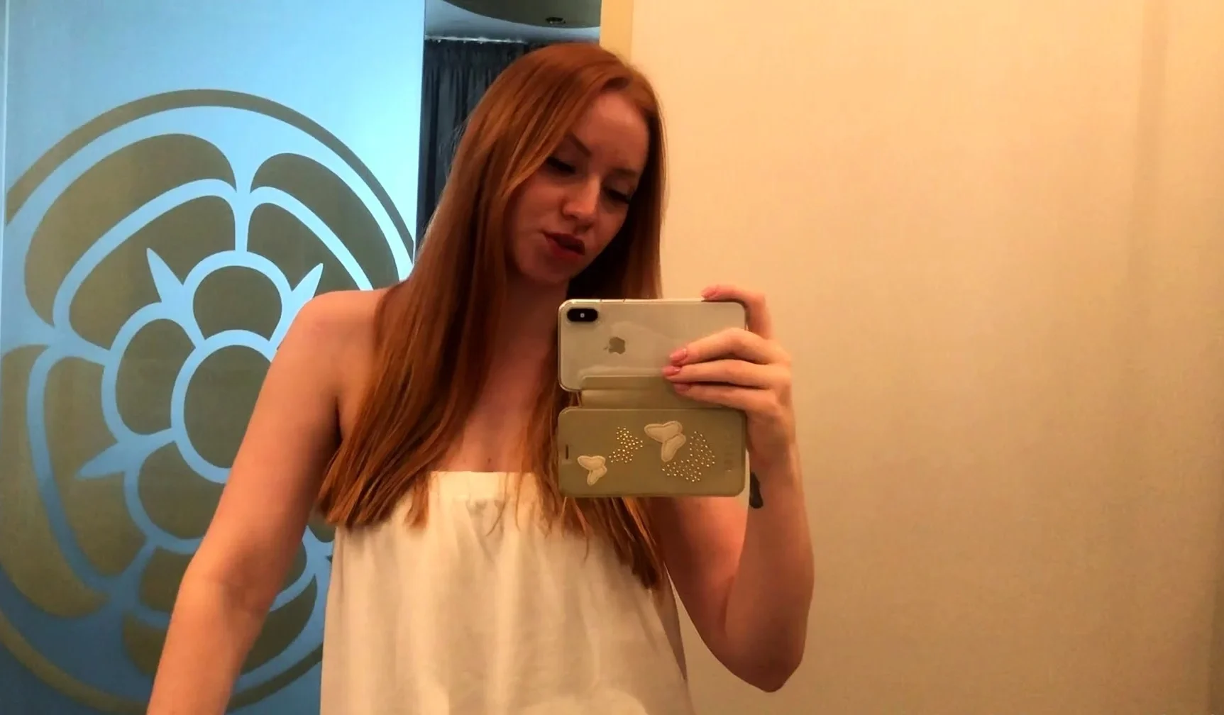 Amateur redhead masturbates then gives a blowjob