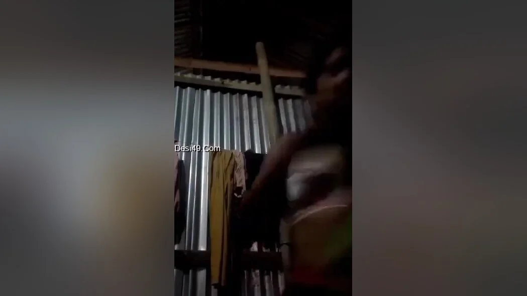 Today Exclusive -cute Village Girl Change Her Cloths