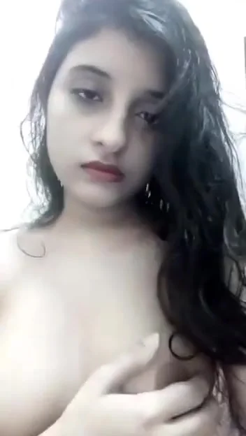 Beautiful Paki Girl Nude Show In Bathroom Leaked Video