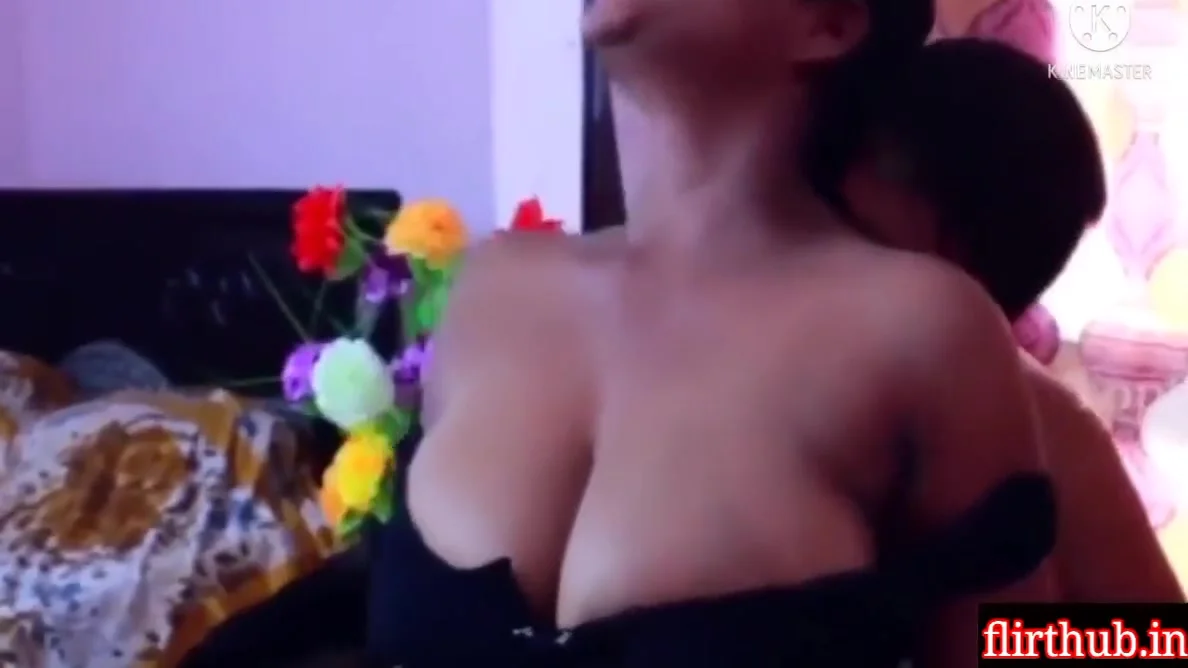 First Day Kaam Karne Aayi Desi Nokrani Ko Patak Ke Choda