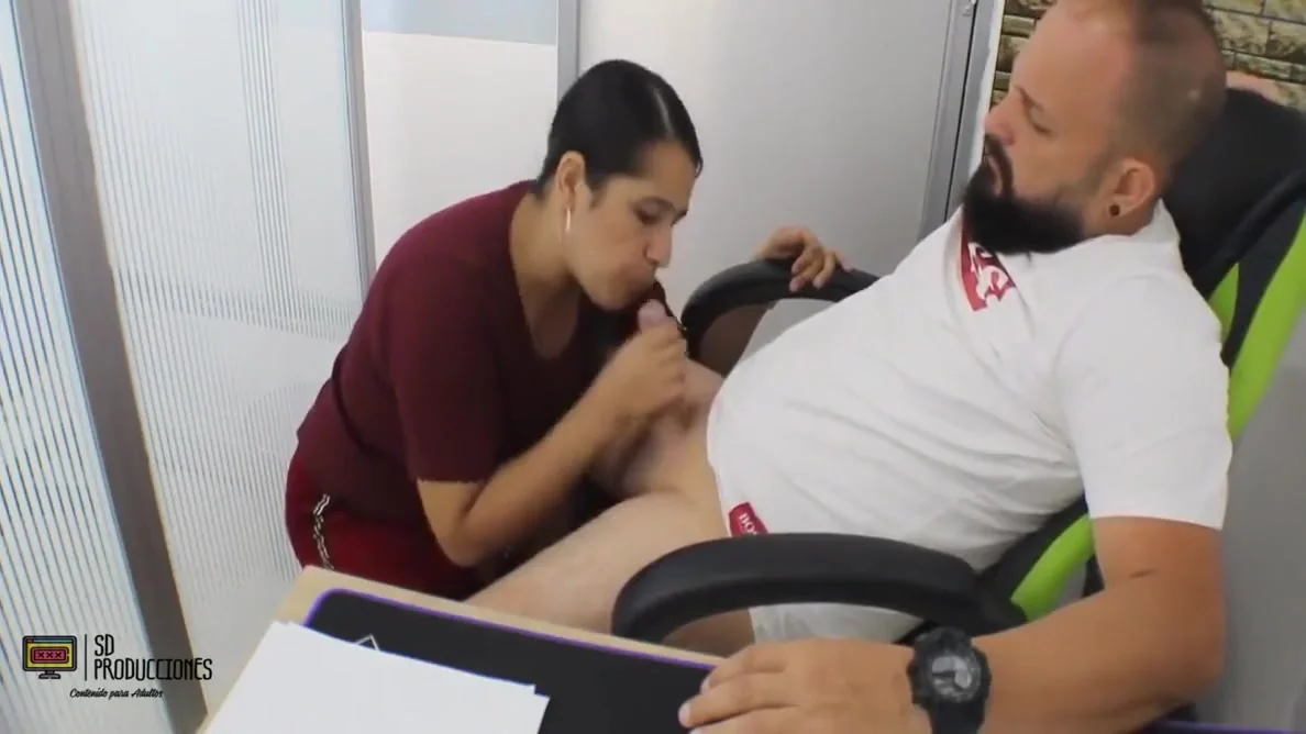 I Get Into A Very Hot Deal With My Boss Full Story