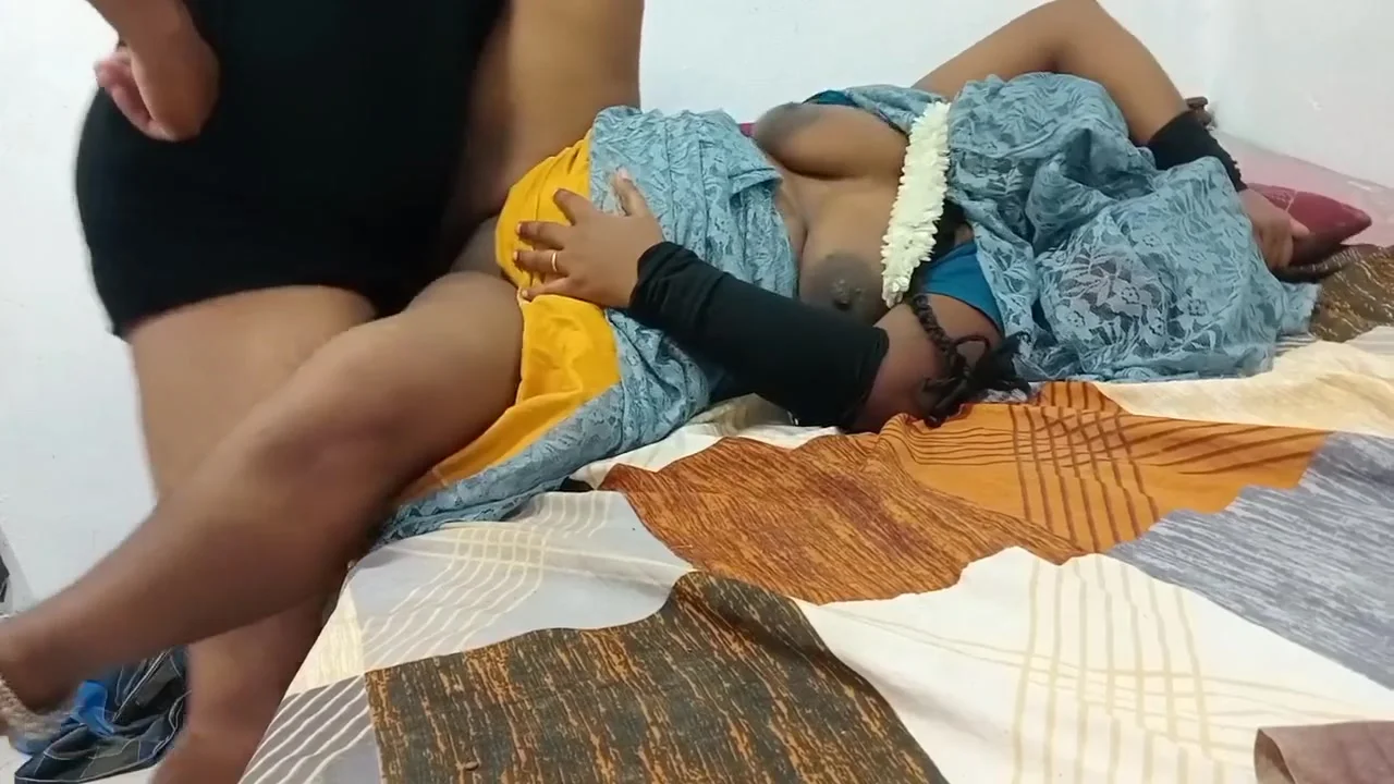 Hot Couples Lip Kissing And Deepthroat Mouth Fucking