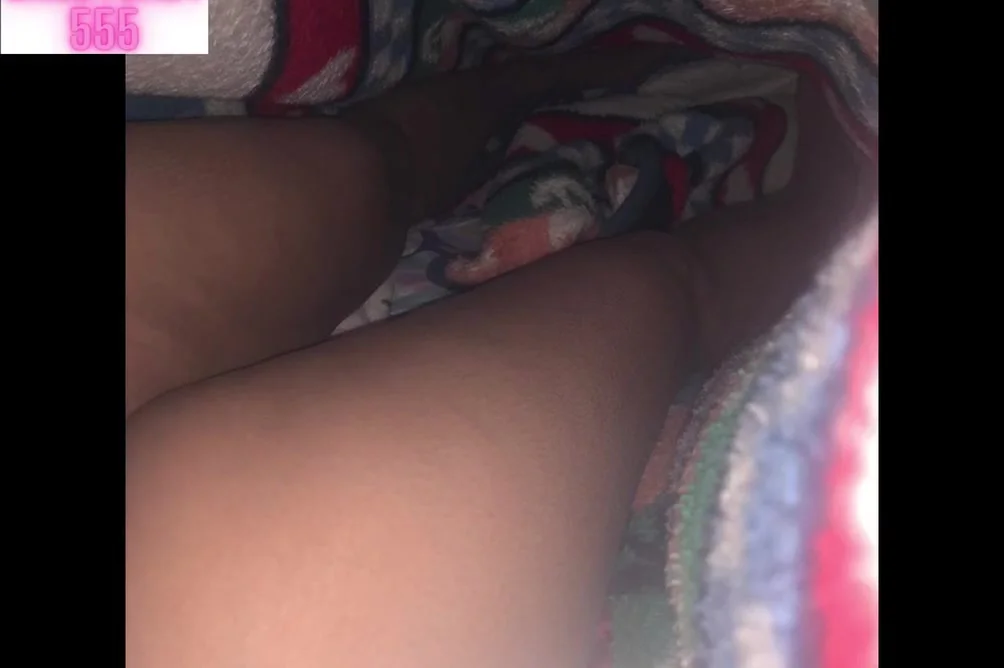 Sri Lankan Virgin Girl Showing Her Body