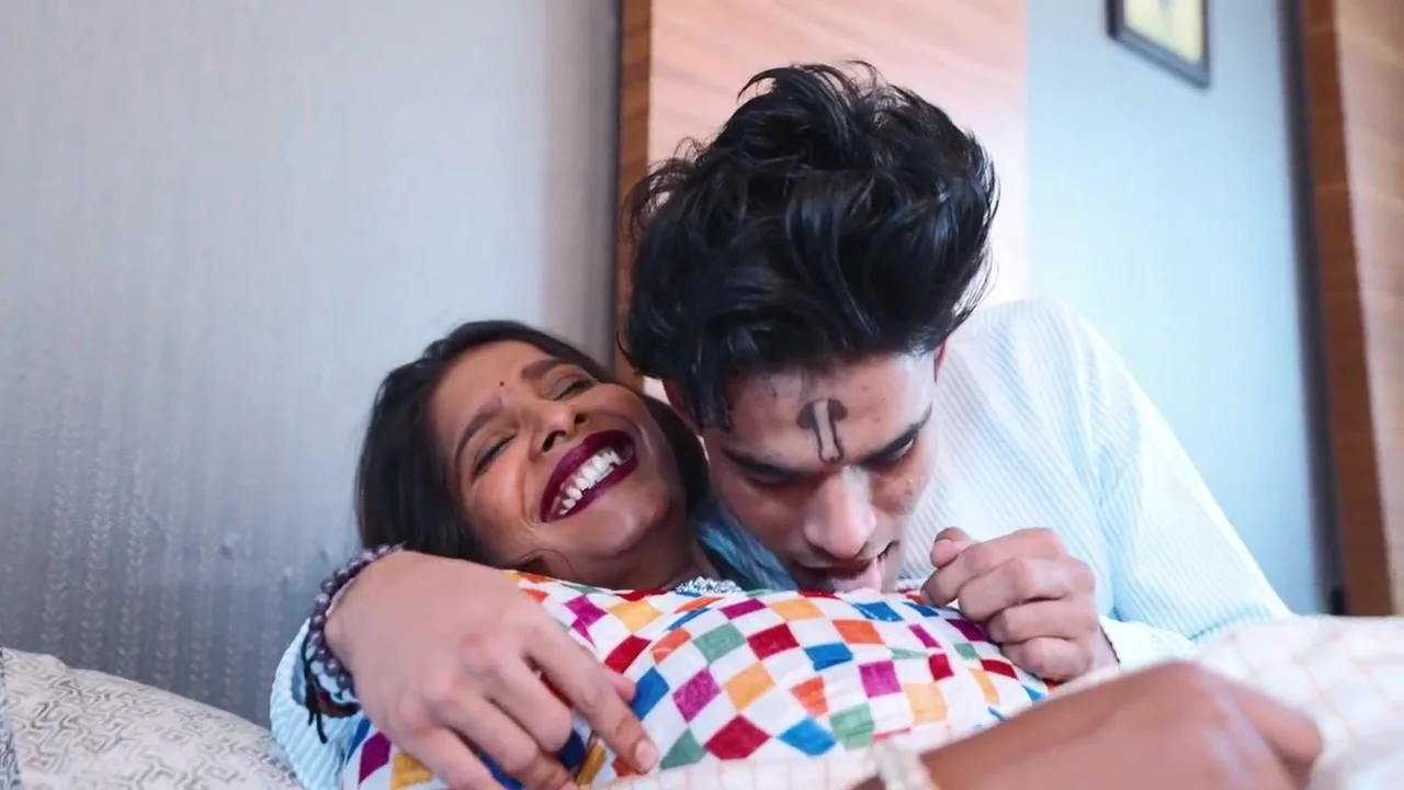 The New Boyfriend Fucked His Girlfriend For The First Time As Soon As He Met Her