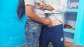 Indian Chicks Boobs Is She Is Very Sexy. Can You Fuck Indian Chick